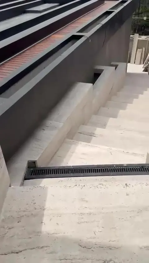 Gradas en piedra, trabajo realizado