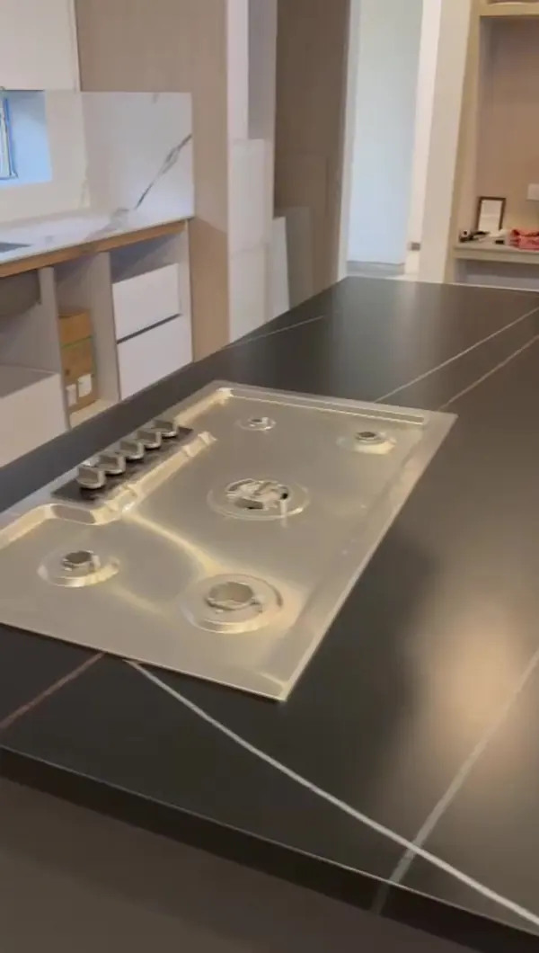 Cómo elegir entre mármol y granito para una cocina
